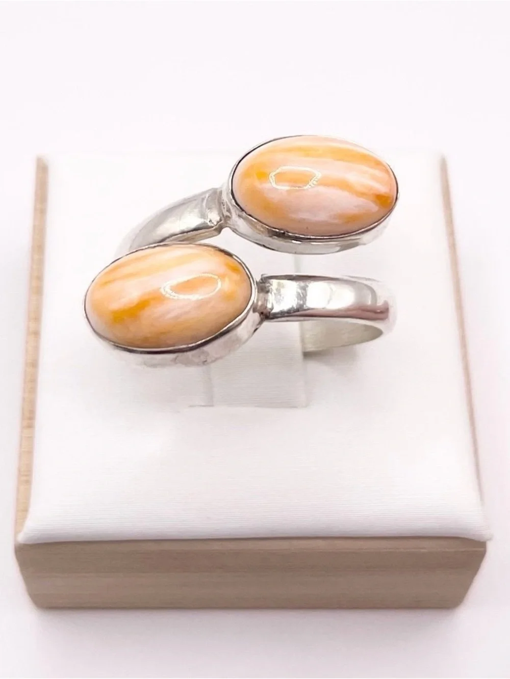 Size 9 Spiney Oyster bypass 925 sterling  Silver Ring